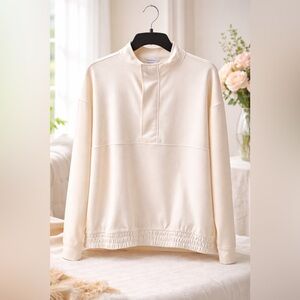 Liz Claiborne Woman’s L Ivory Quarter Zip Collared Athletic Shirt Elastic Waist